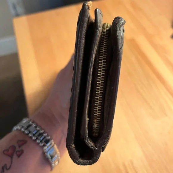 Bottega Veneta Black Quilted Wallet - Picture 5 of 9